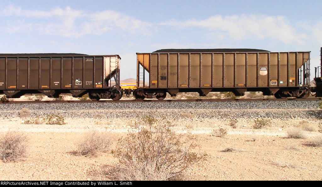 WB Unit Loaded Coal Frt at Erie NV W-Pshr -93